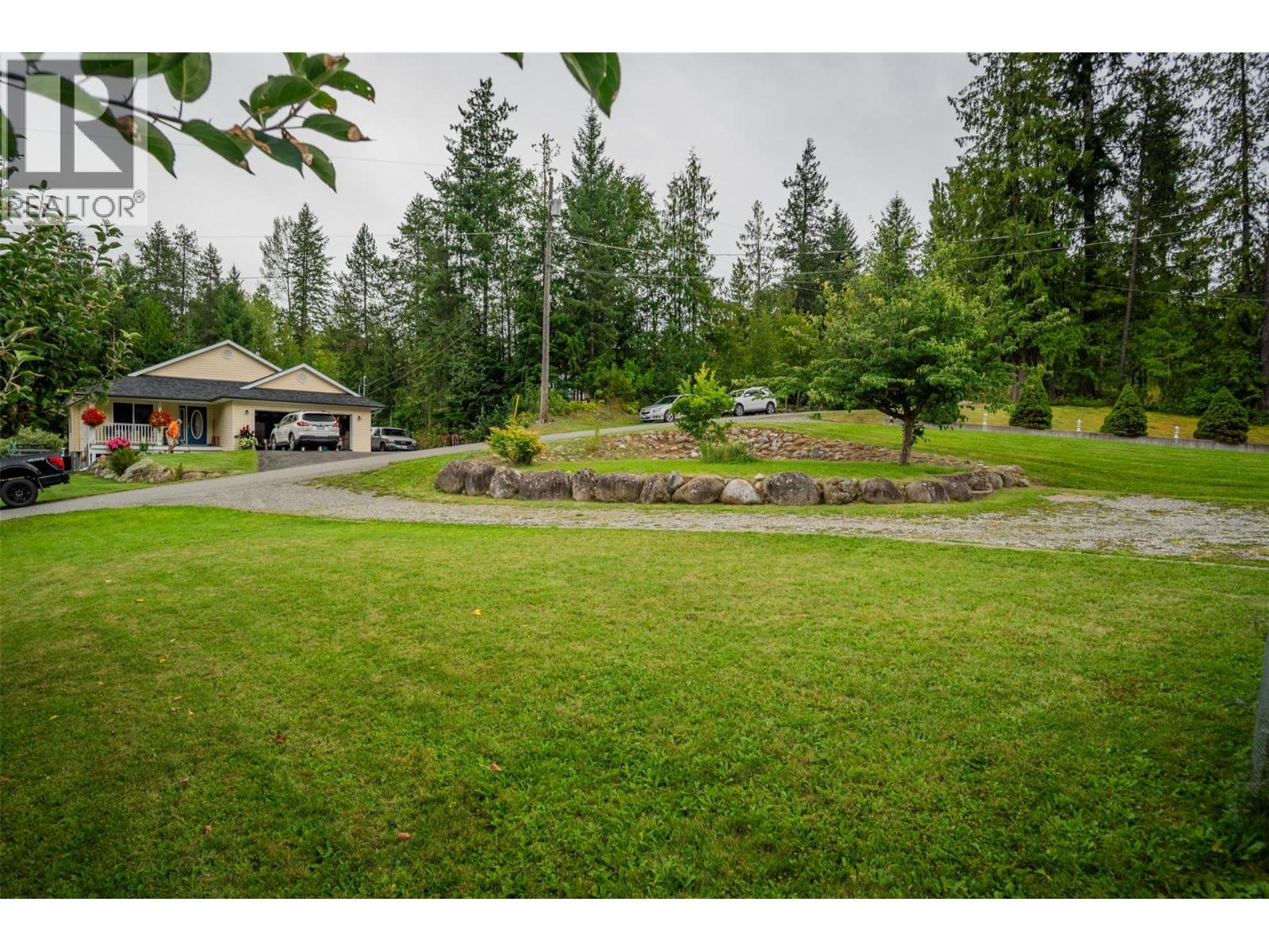 611 7th Street, Kaslo