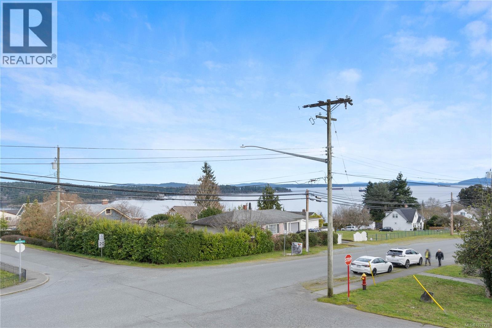 211 218 Bayview Ave, Ladysmith