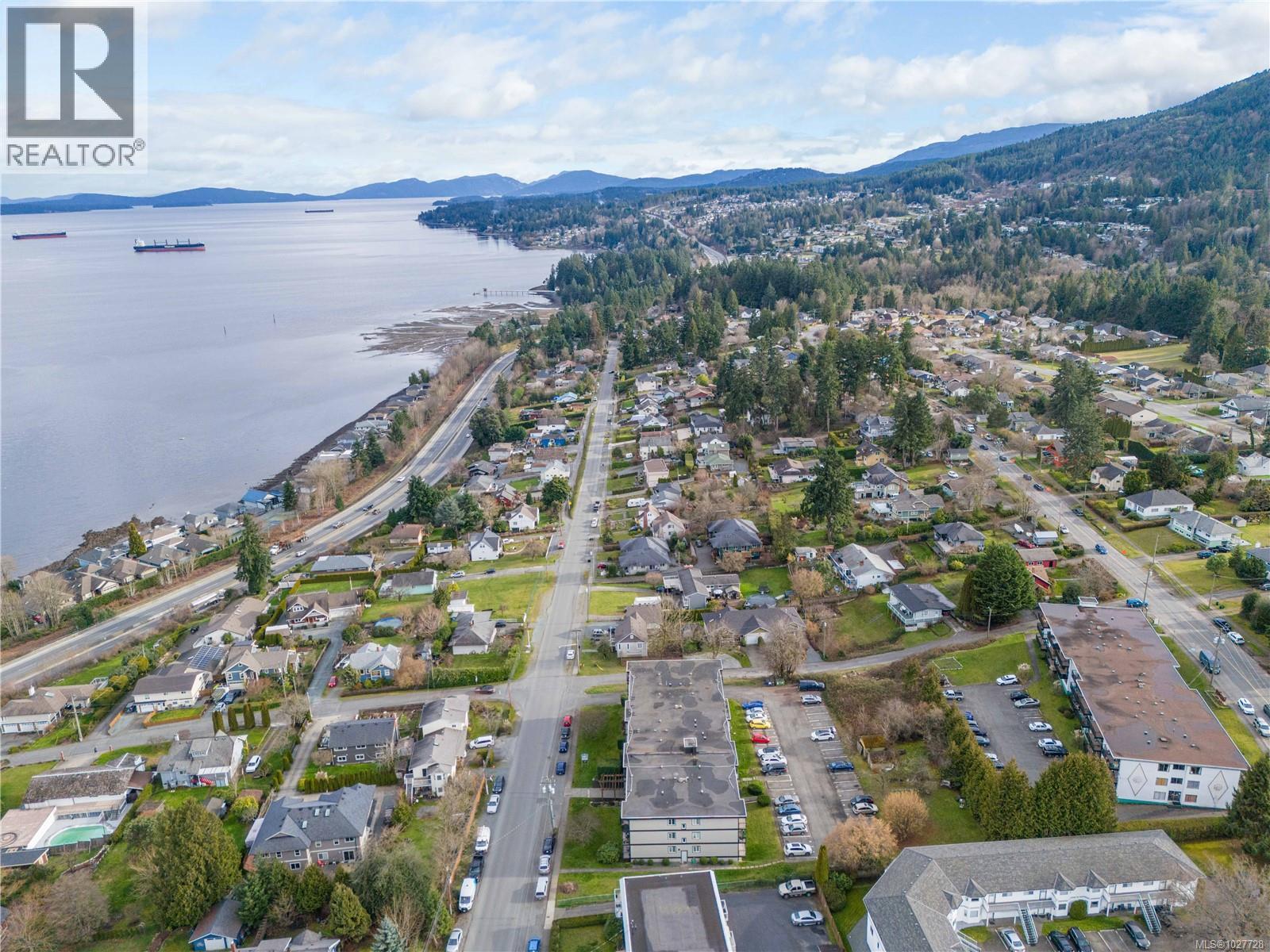 211 218 Bayview Ave, Ladysmith