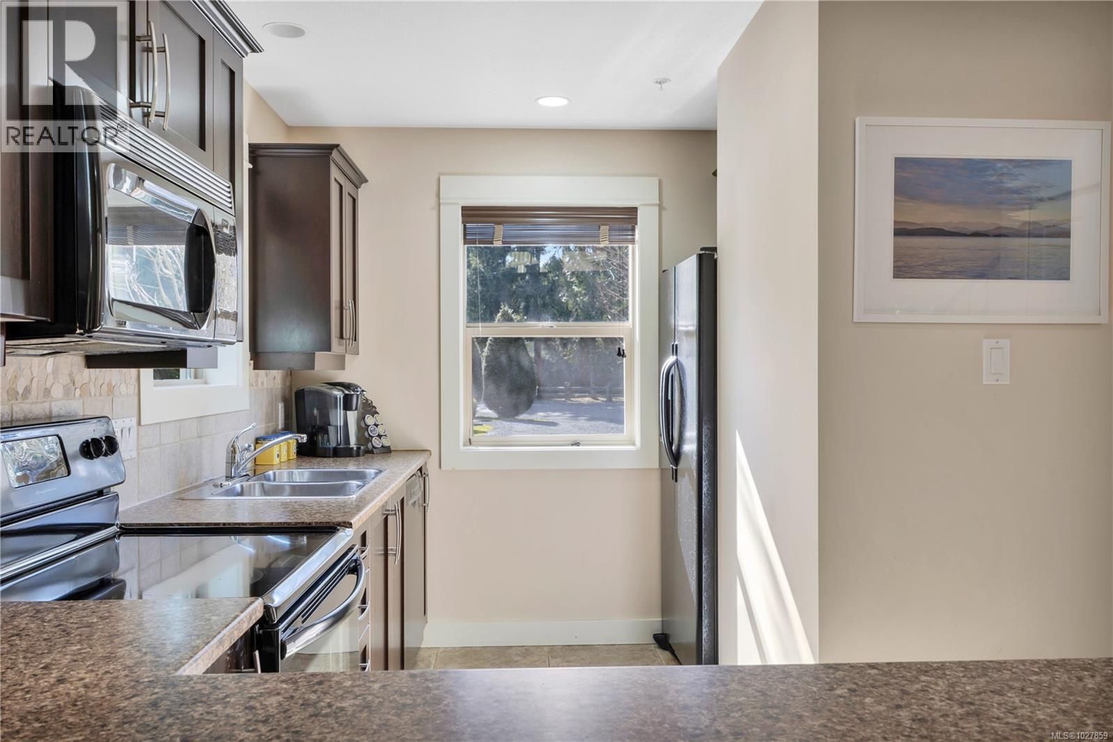 222 1130 Resort Dr, Parksville