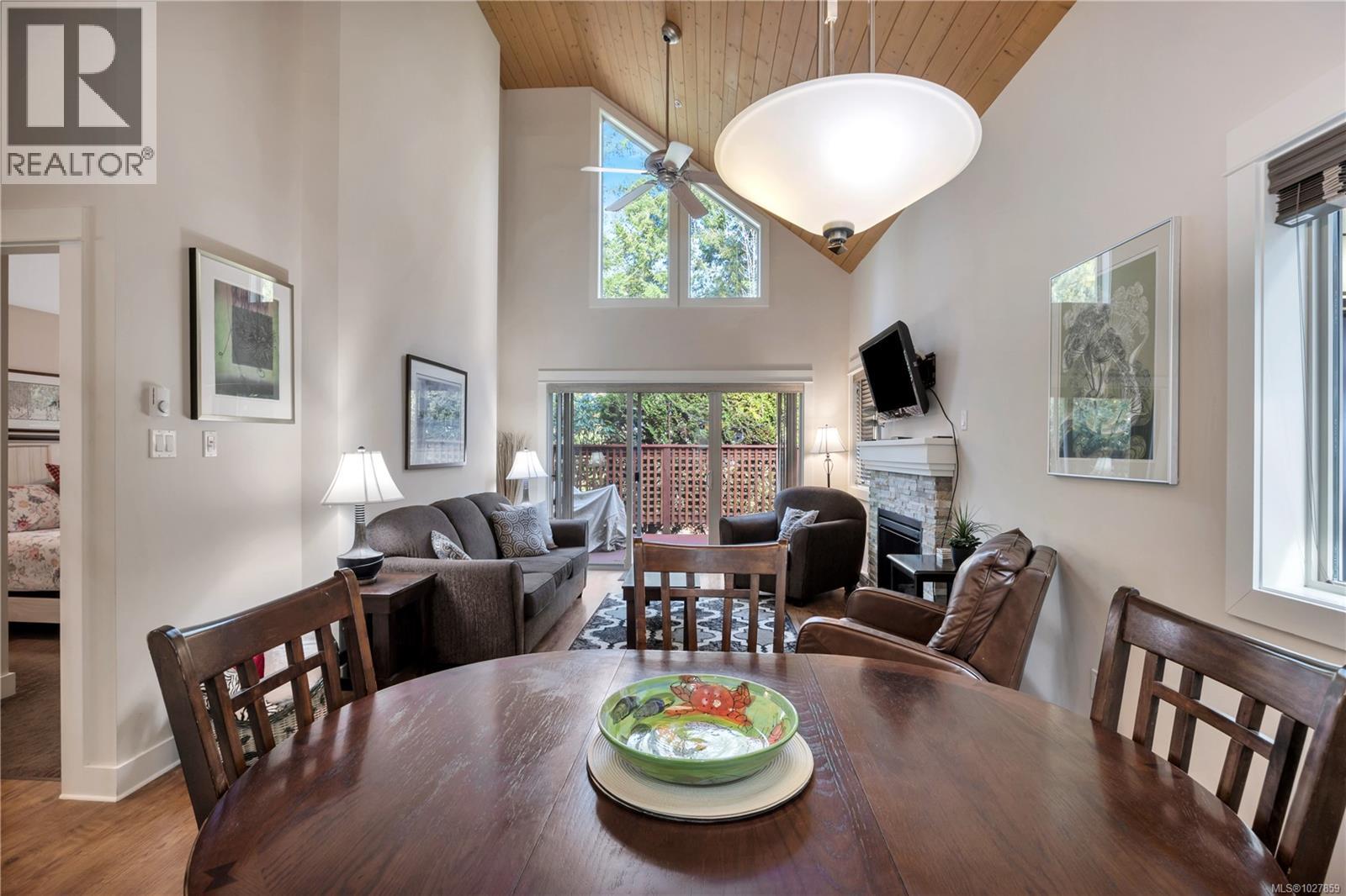 222 1130 Resort Dr, Parksville