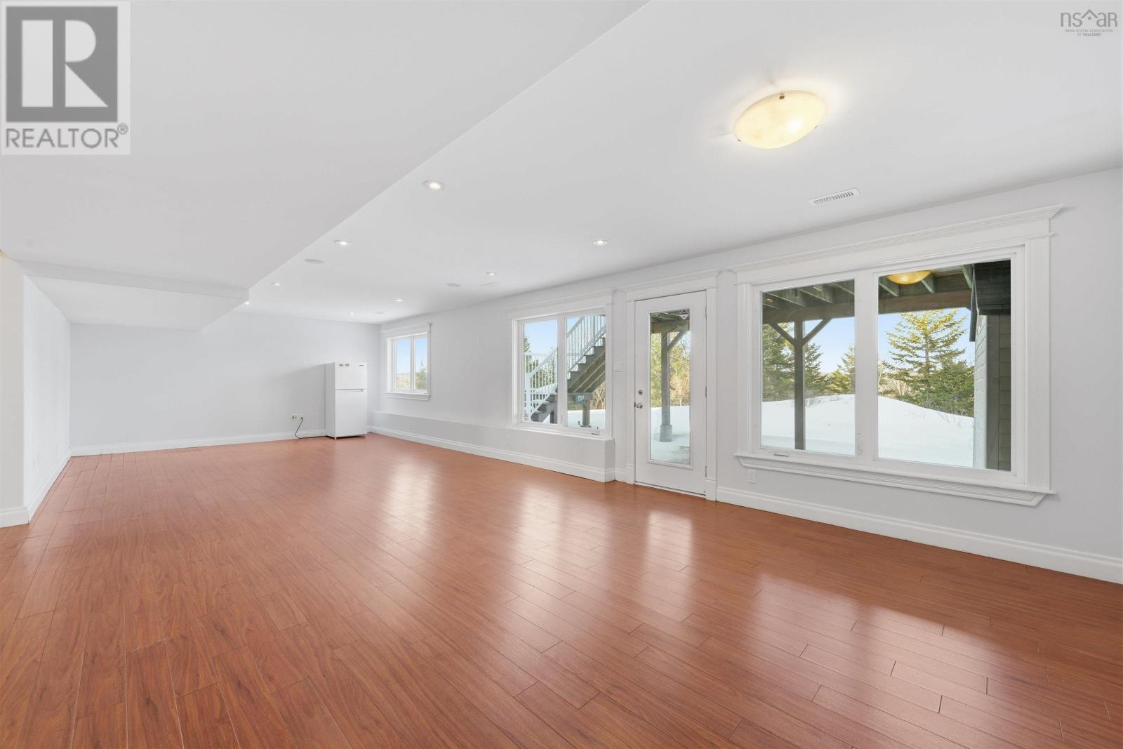 Property 22 of 33 of 84 Rochdale Place