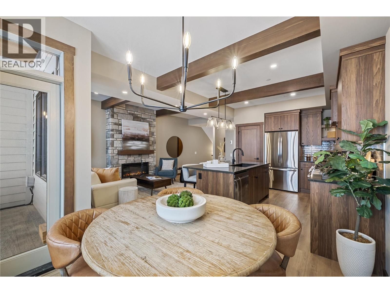 88 255 Feathertop Way, Big White