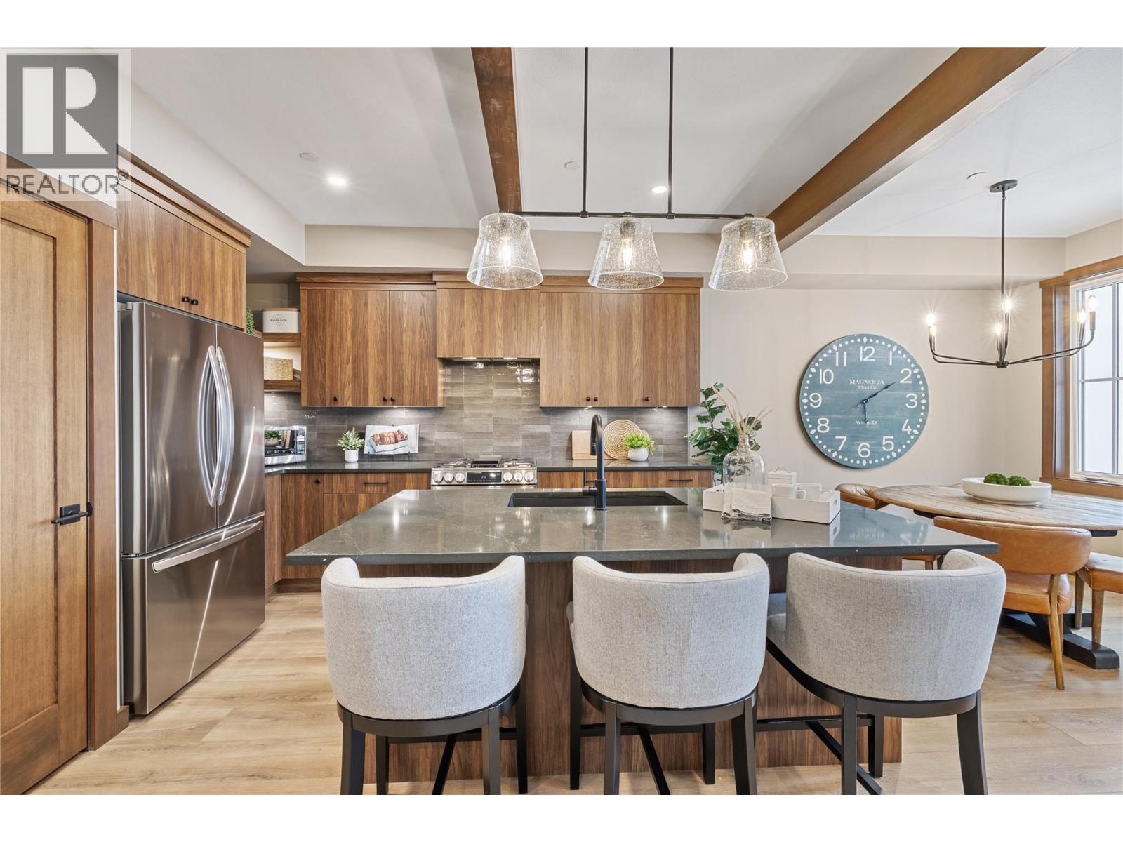 88 255 Feathertop Way, Big White