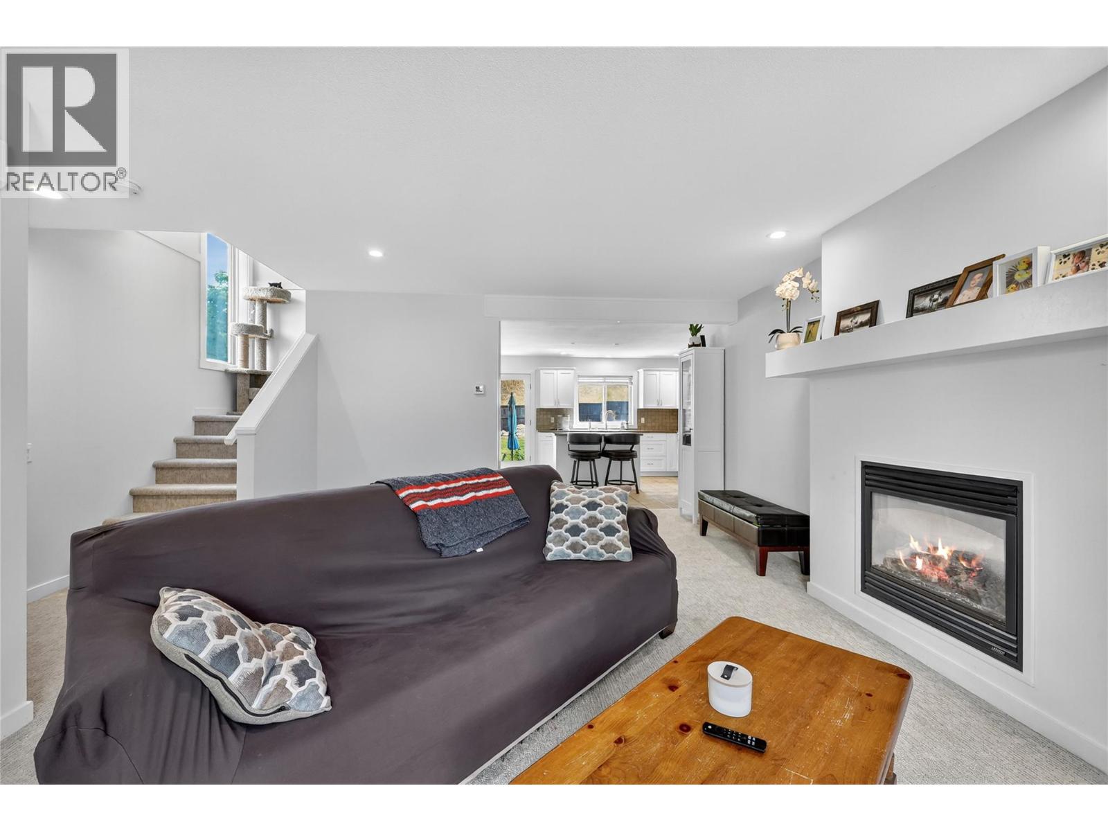 982 Paret Crescent, Kelowna