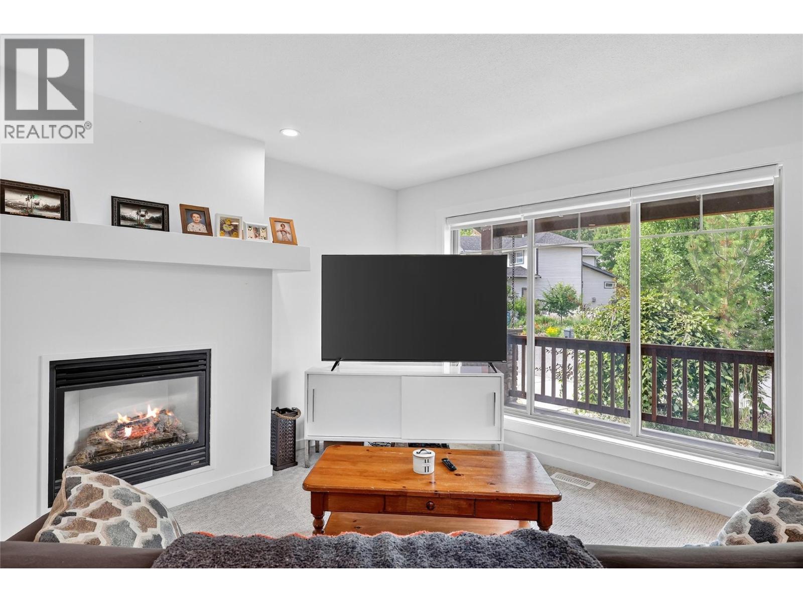 982 Paret Crescent, Kelowna