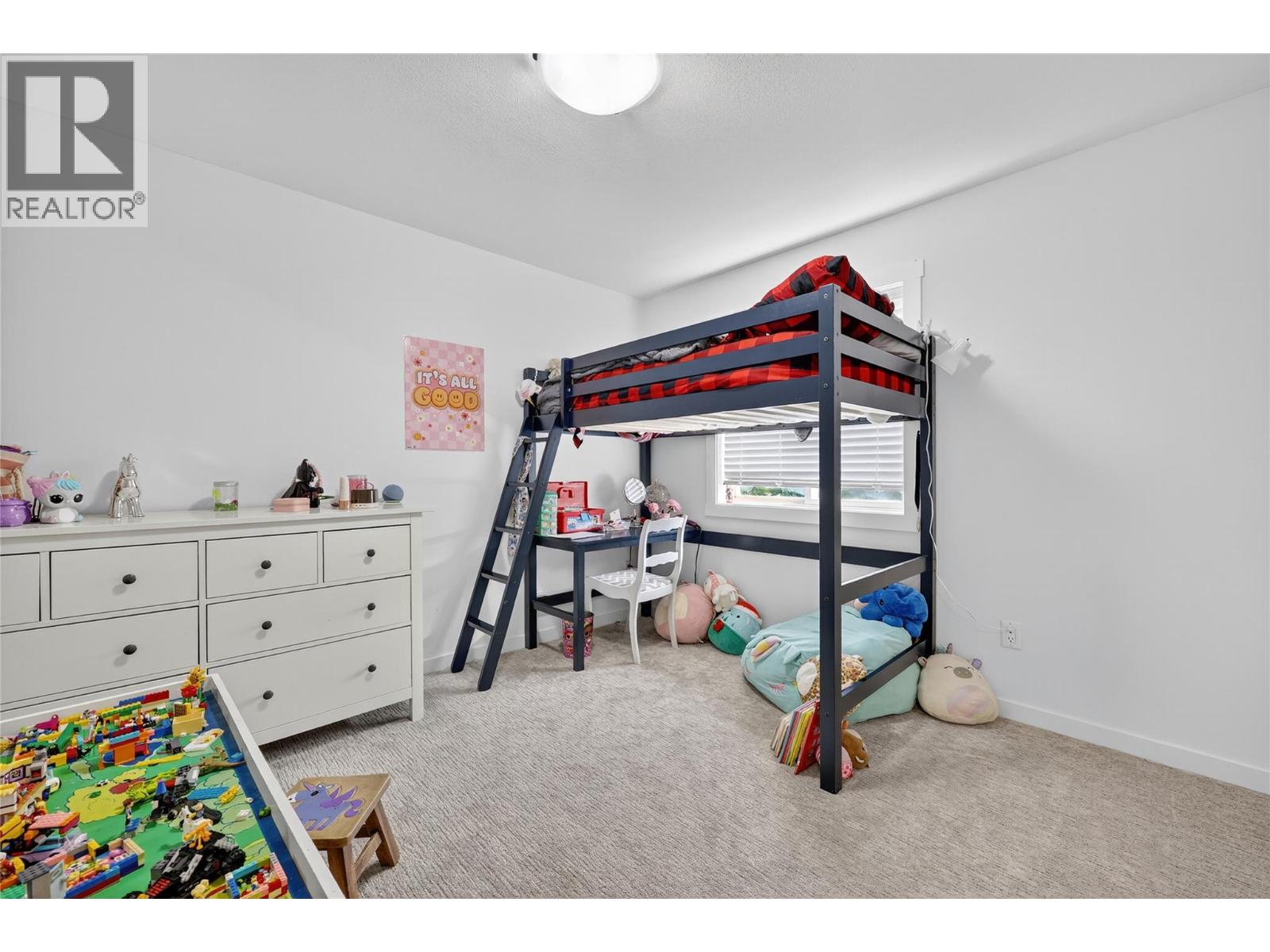 982 Paret Crescent, Kelowna