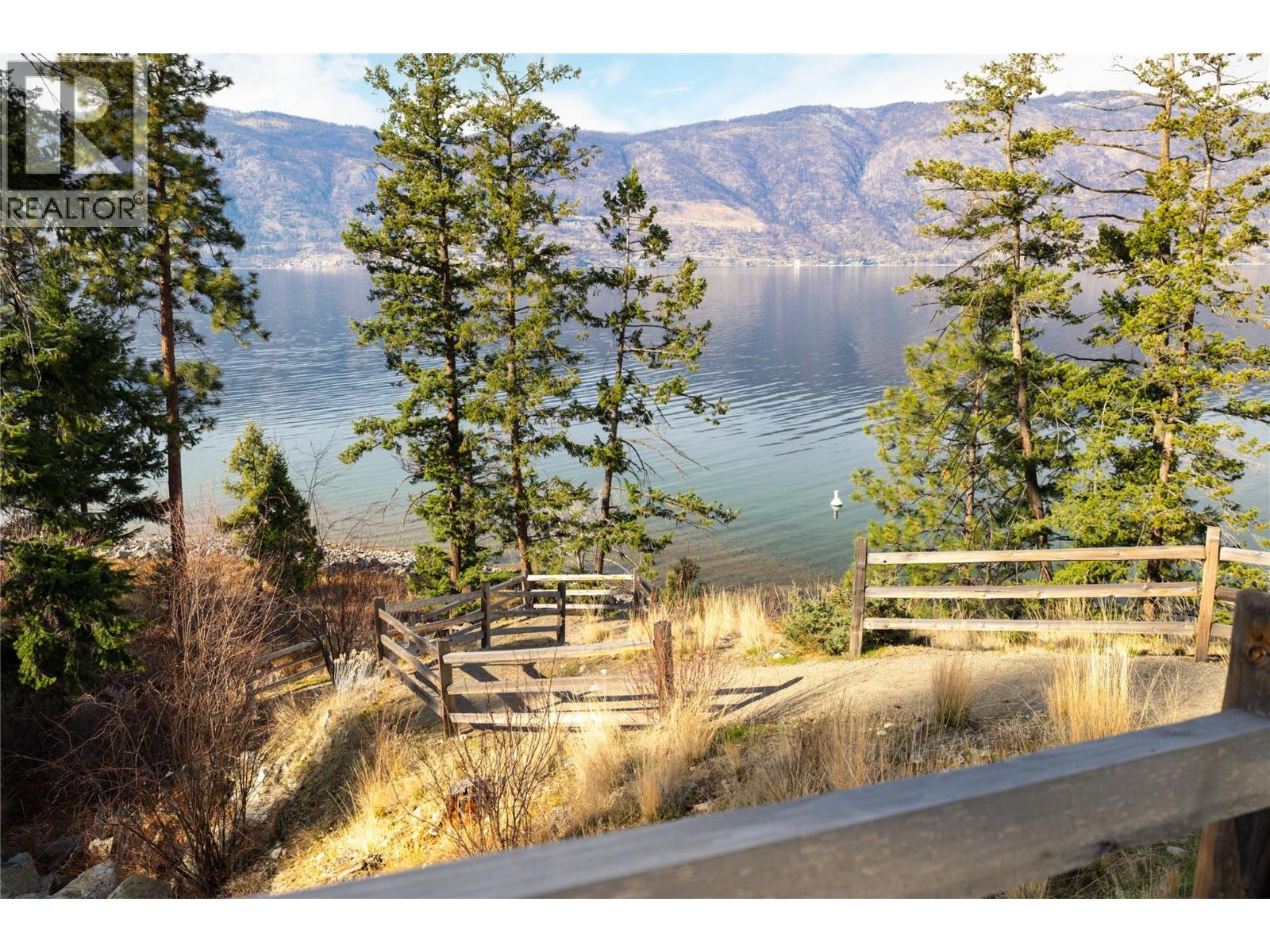  3504 Arrowroot Drive, Kelowna