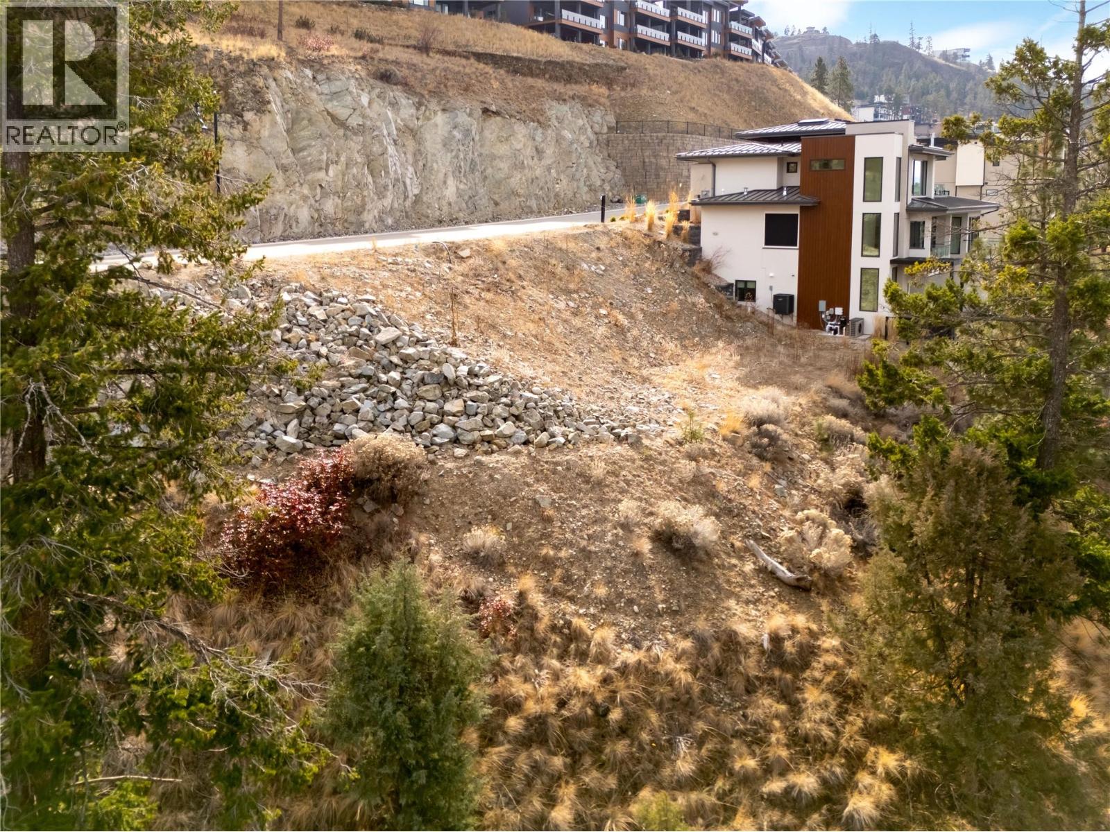  3504 Arrowroot Drive, Kelowna