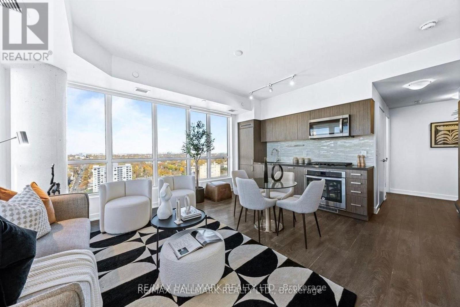 1811 - 501 ST CLAIR AVENUE W