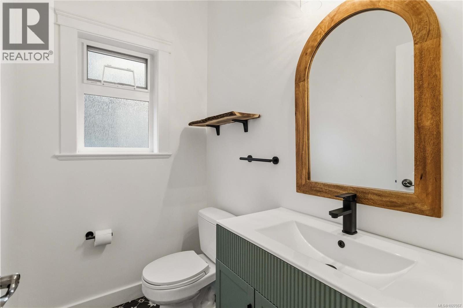 11 6961 East Saanich Rd, Central Saanich