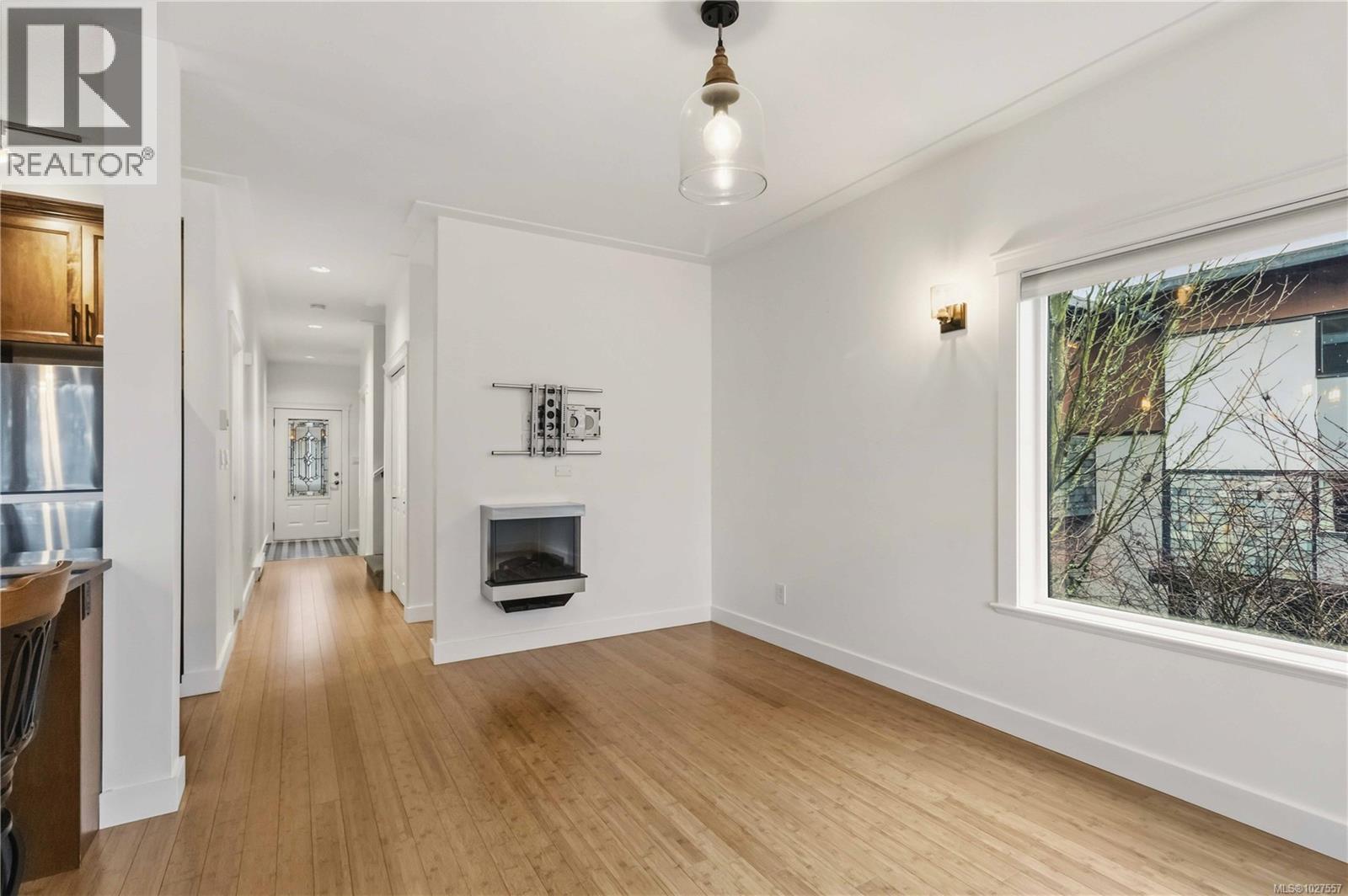 11 6961 East Saanich Rd, Central Saanich