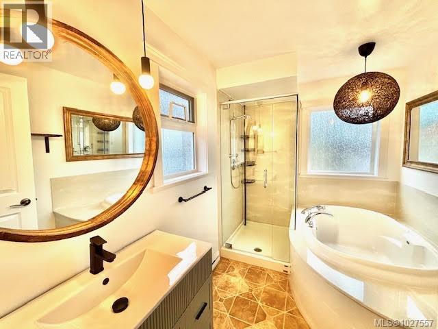 11 6961 East Saanich Rd, Central Saanich