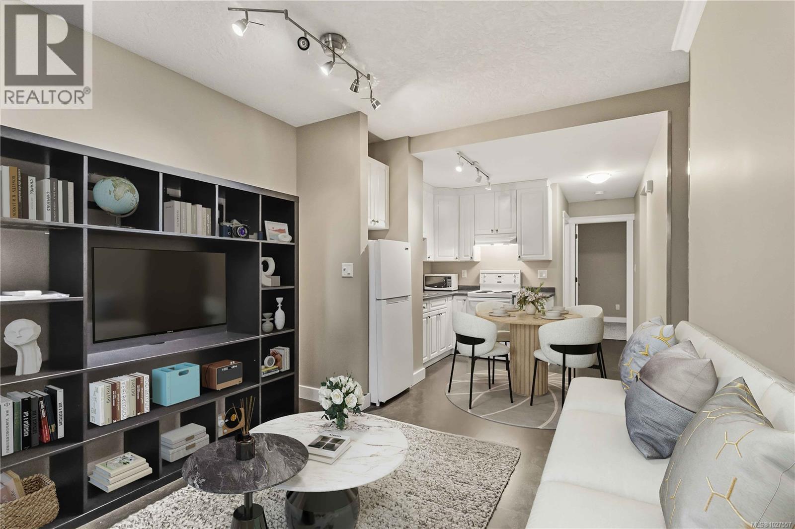 11 6961 East Saanich Rd, Central Saanich