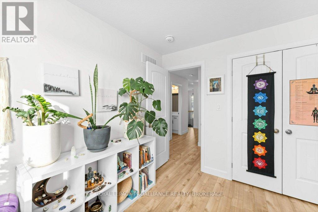 139 SUPERIOR DRIVE — photo 33
