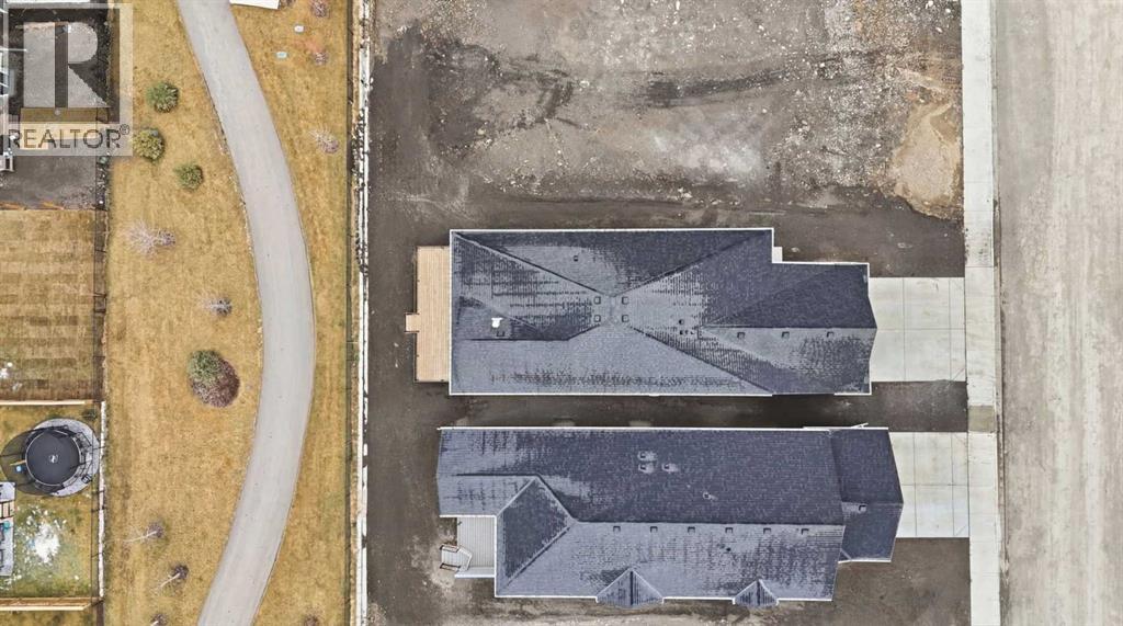 
          108 Quartz Crescent
            <br/>
            <span>Cochrane</span>
            , 
            <span>AB</span>
             <span>T4C3G2</span>
         - Photo 37