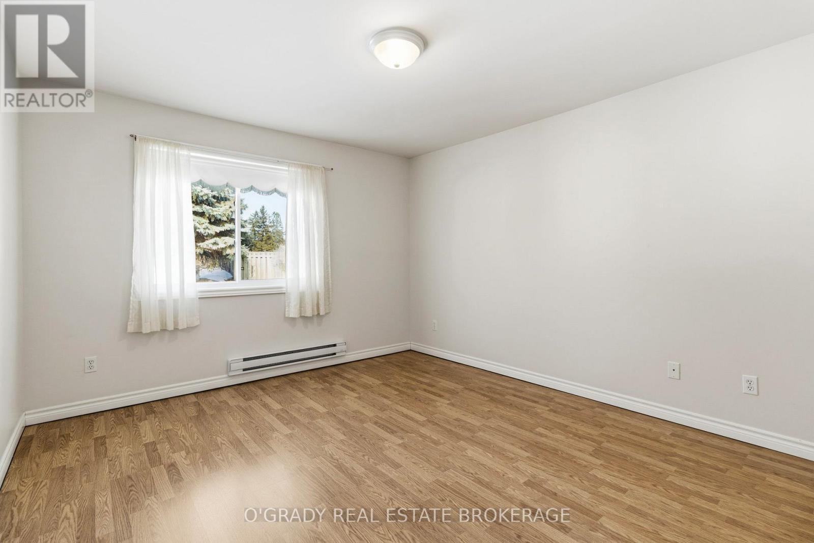 8 – 1171 MILLWOOD AVENUE,Brockville,,