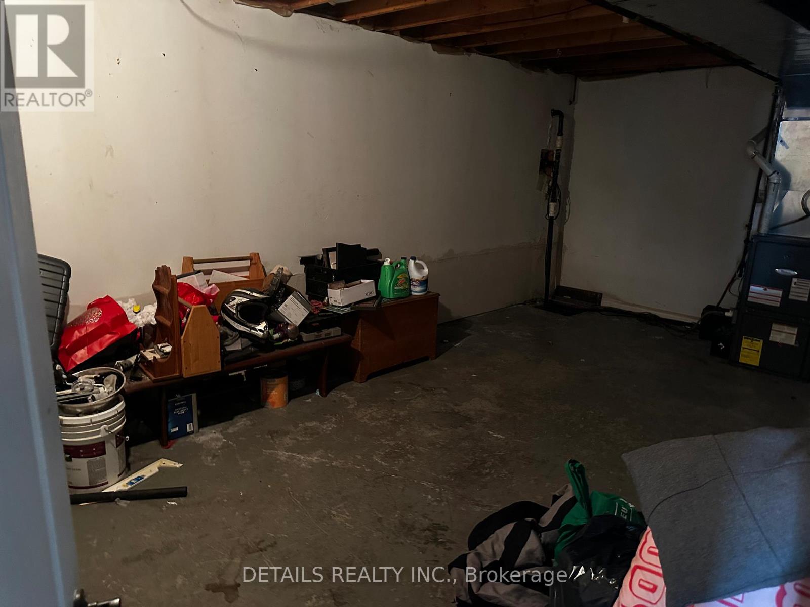 2208 FITZROY STREET N - 19
