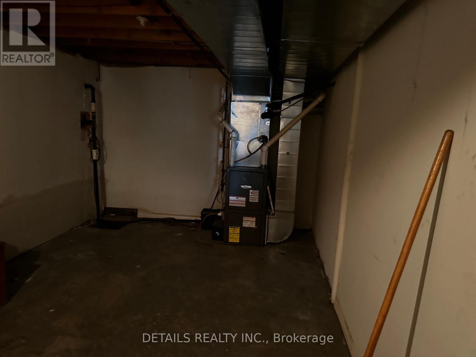 2208 FITZROY STREET N - 20
