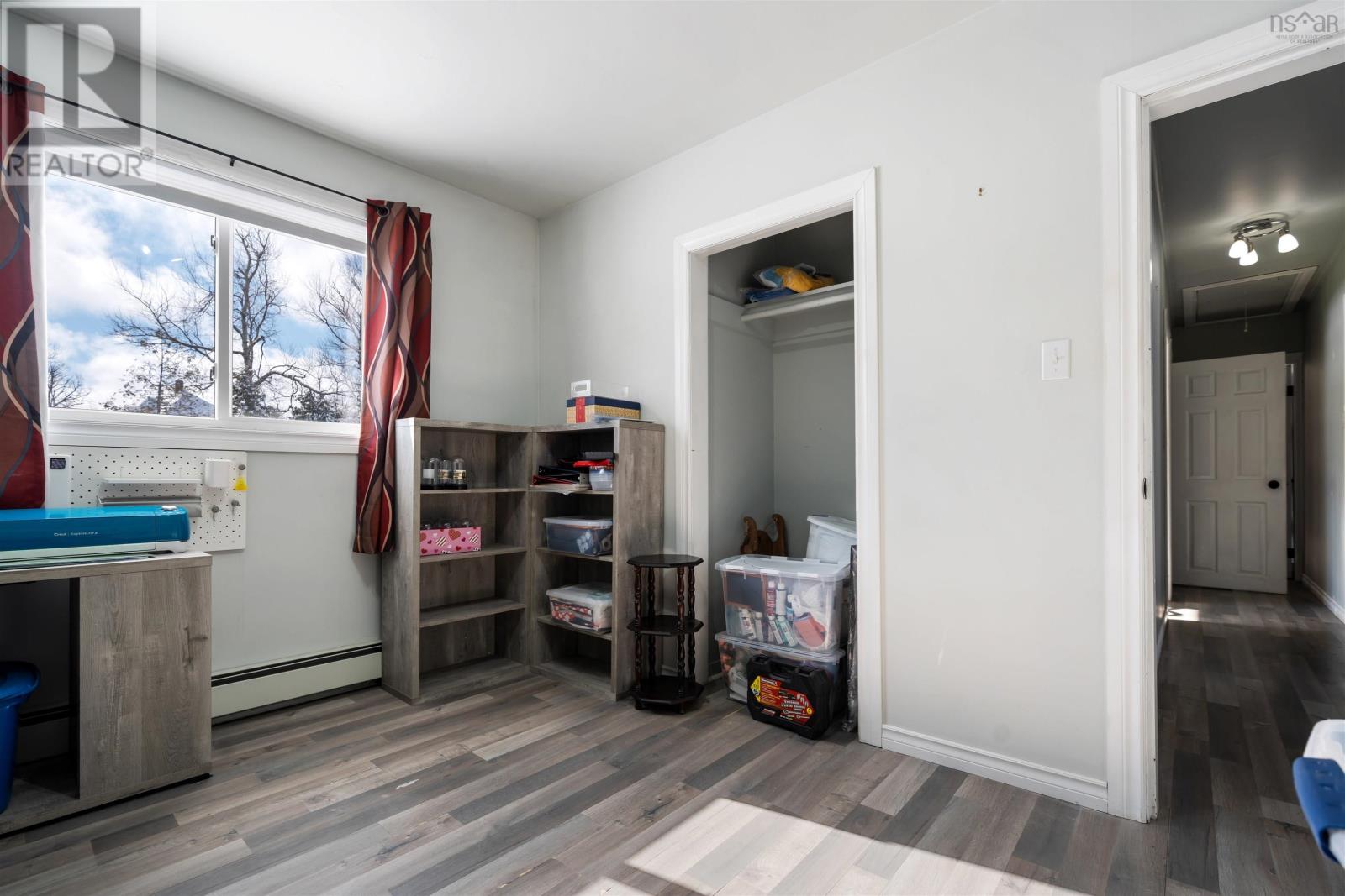 Property 35 of 48 of 8 Smith Avenue