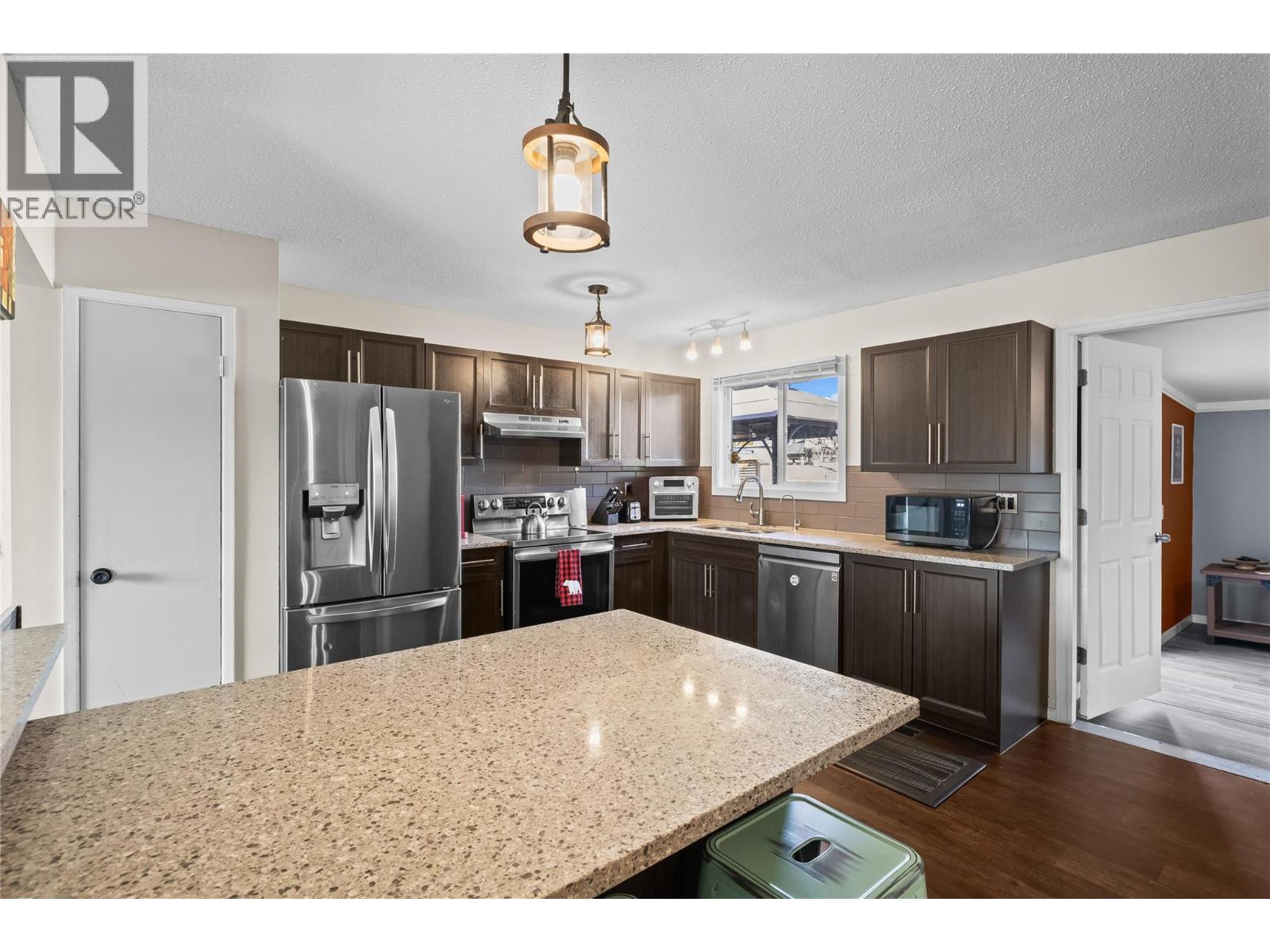 440 Primrose Road - 5
