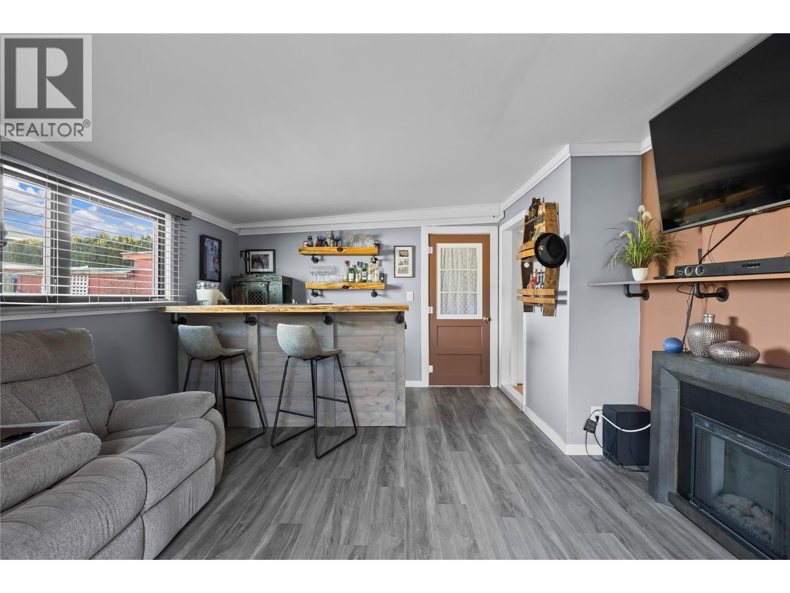 440 Primrose Road - 19