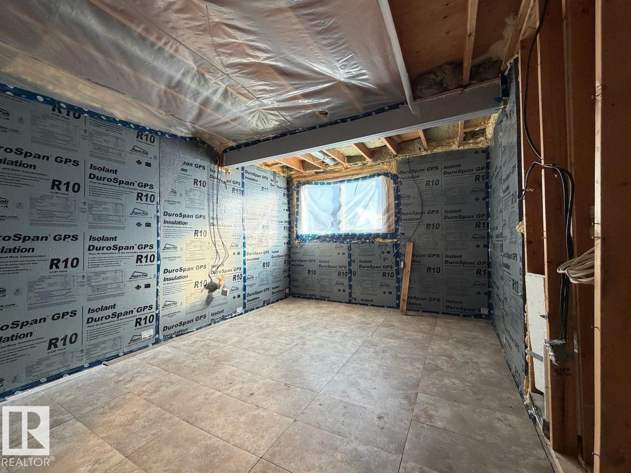 
          254 RICHFIELD Road NW
            <br/>
            <span>Edmonton</span>
            , 
            <span>AB</span>
             <span>T6K0K4</span>
        