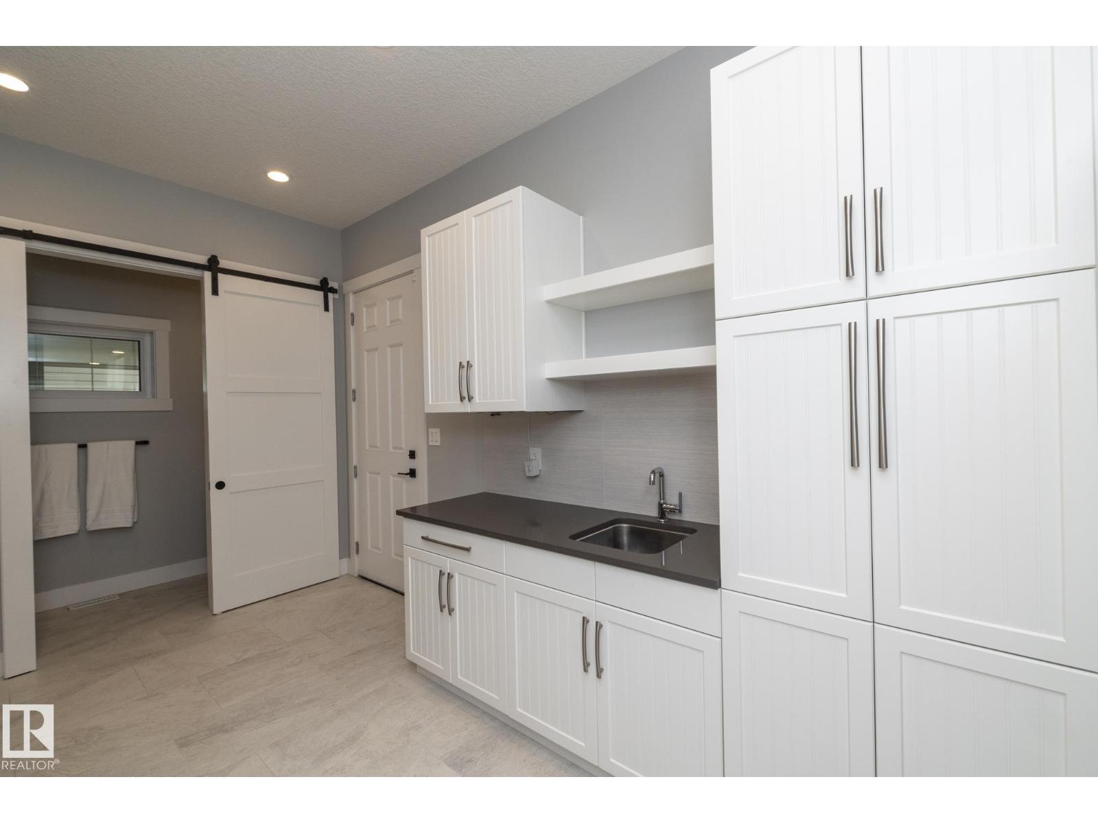 7549 MAY CM NW, Edmonton