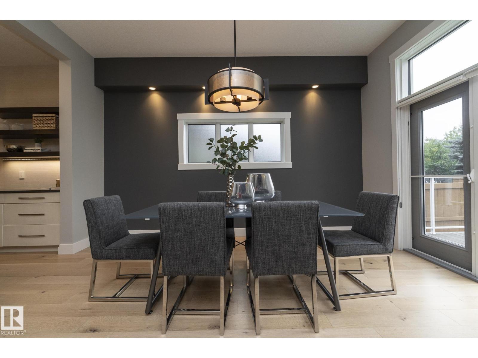 7549 MAY CM NW, Edmonton