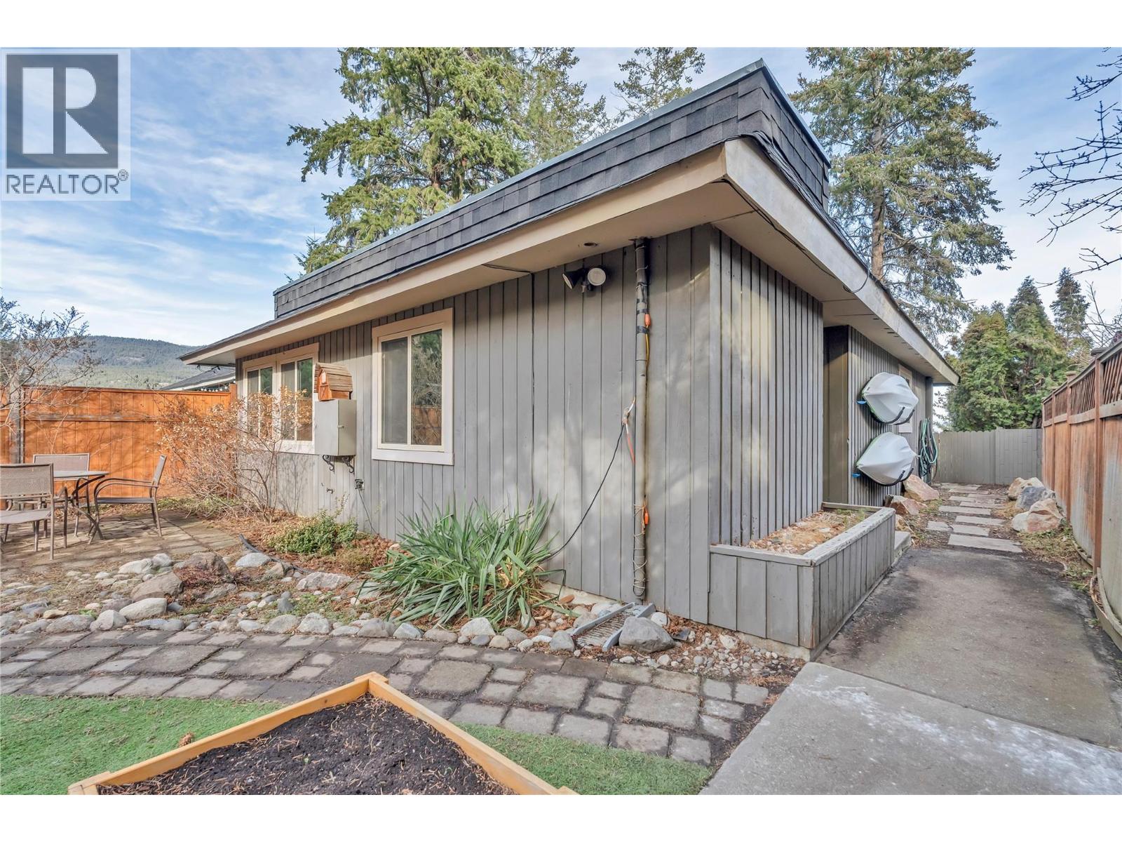 3472 McIver Road, West Kelowna