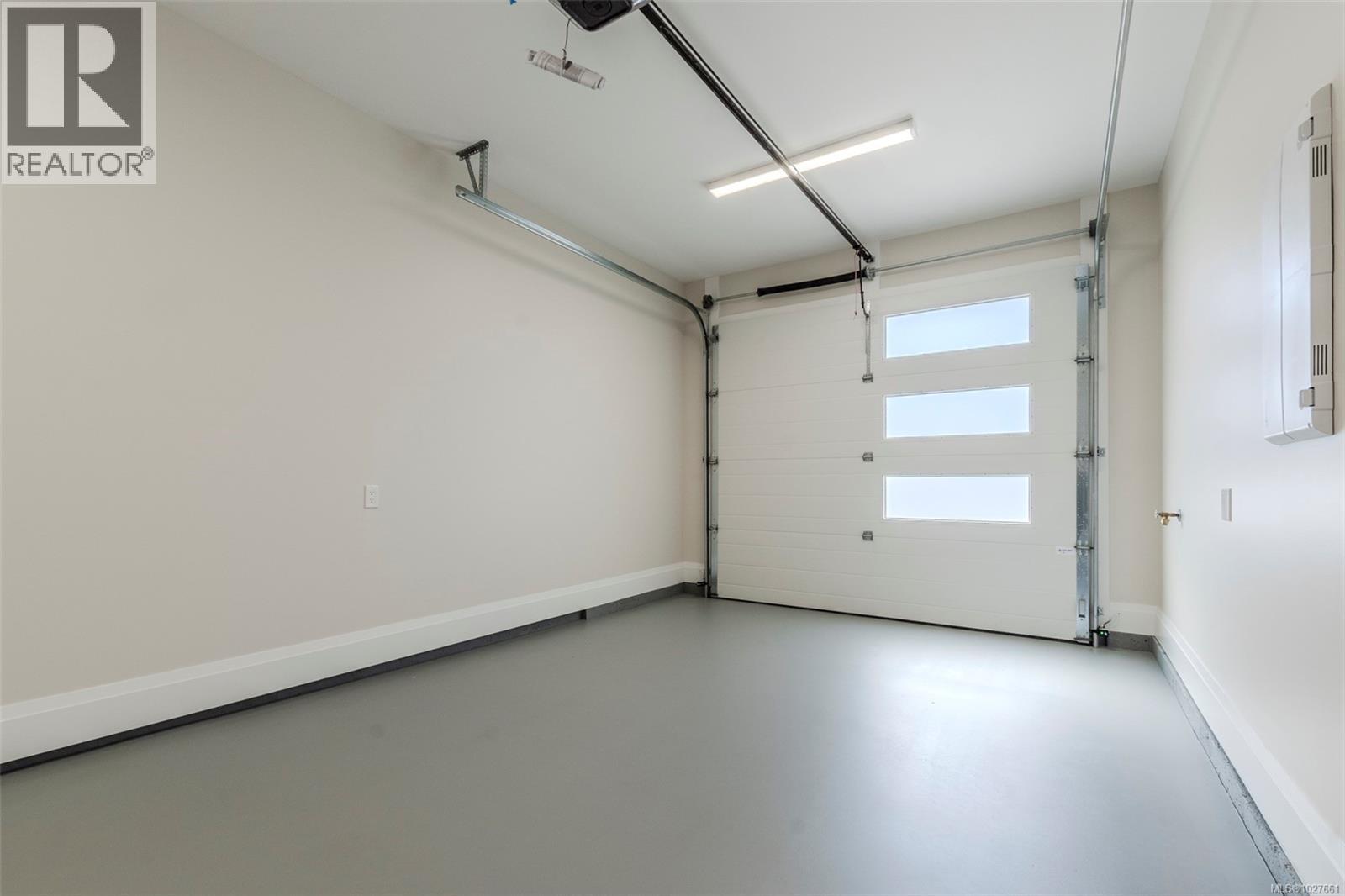 #114 1234 VIEWTOP RD - 13