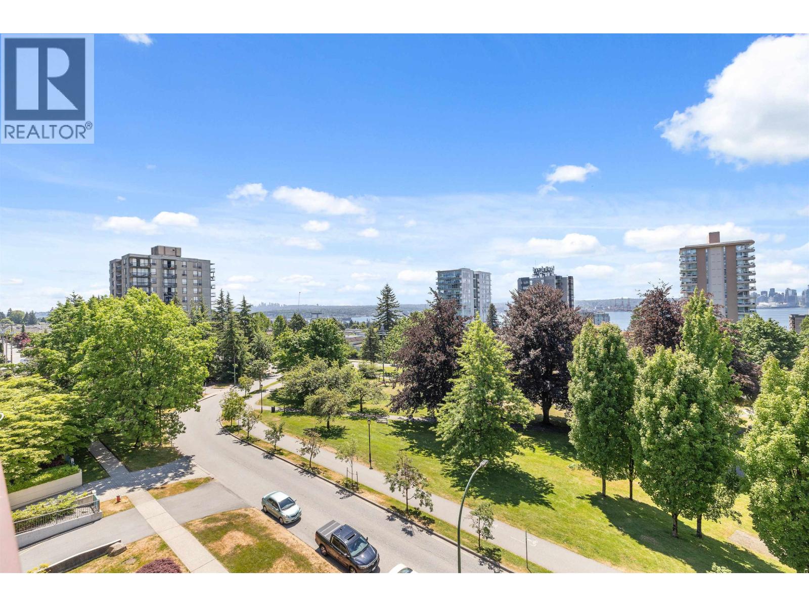 601 140 E KEITH ROAD, North Vancouver