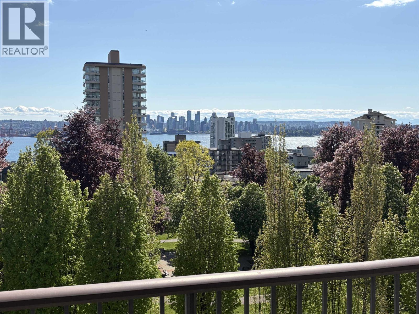 601 140 E KEITH ROAD, North Vancouver