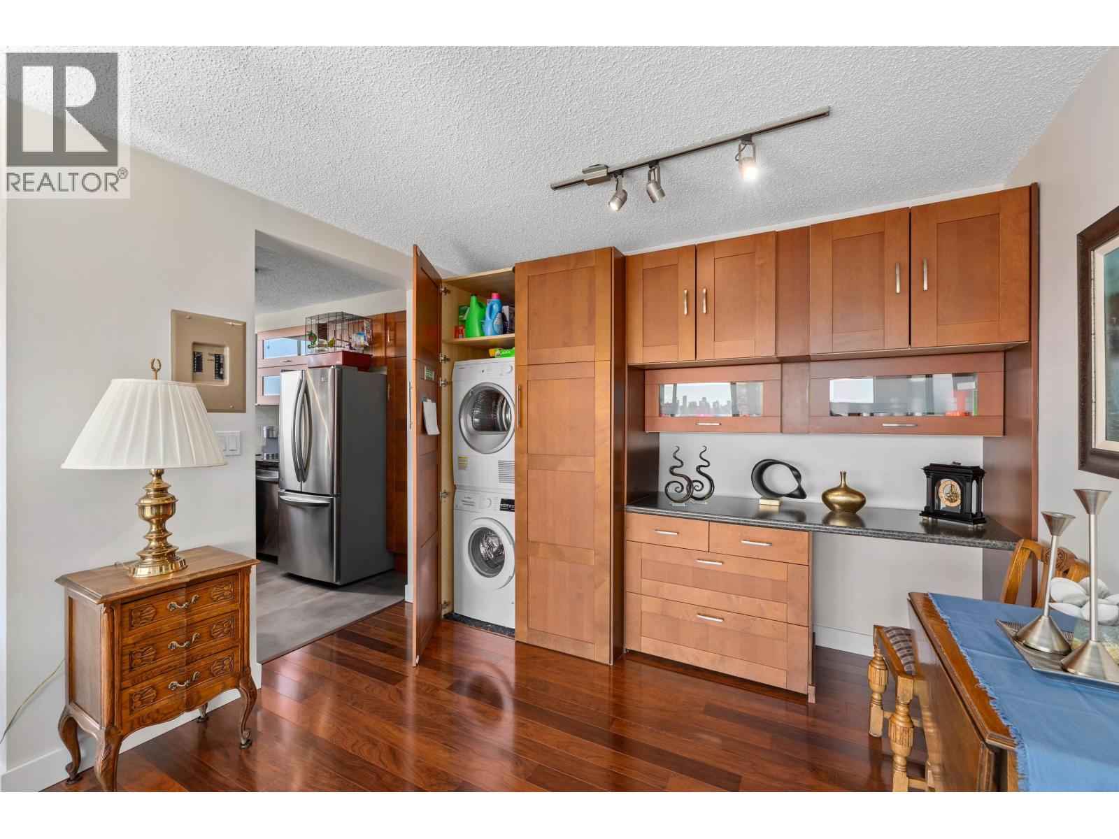 601 140 E KEITH ROAD, North Vancouver
