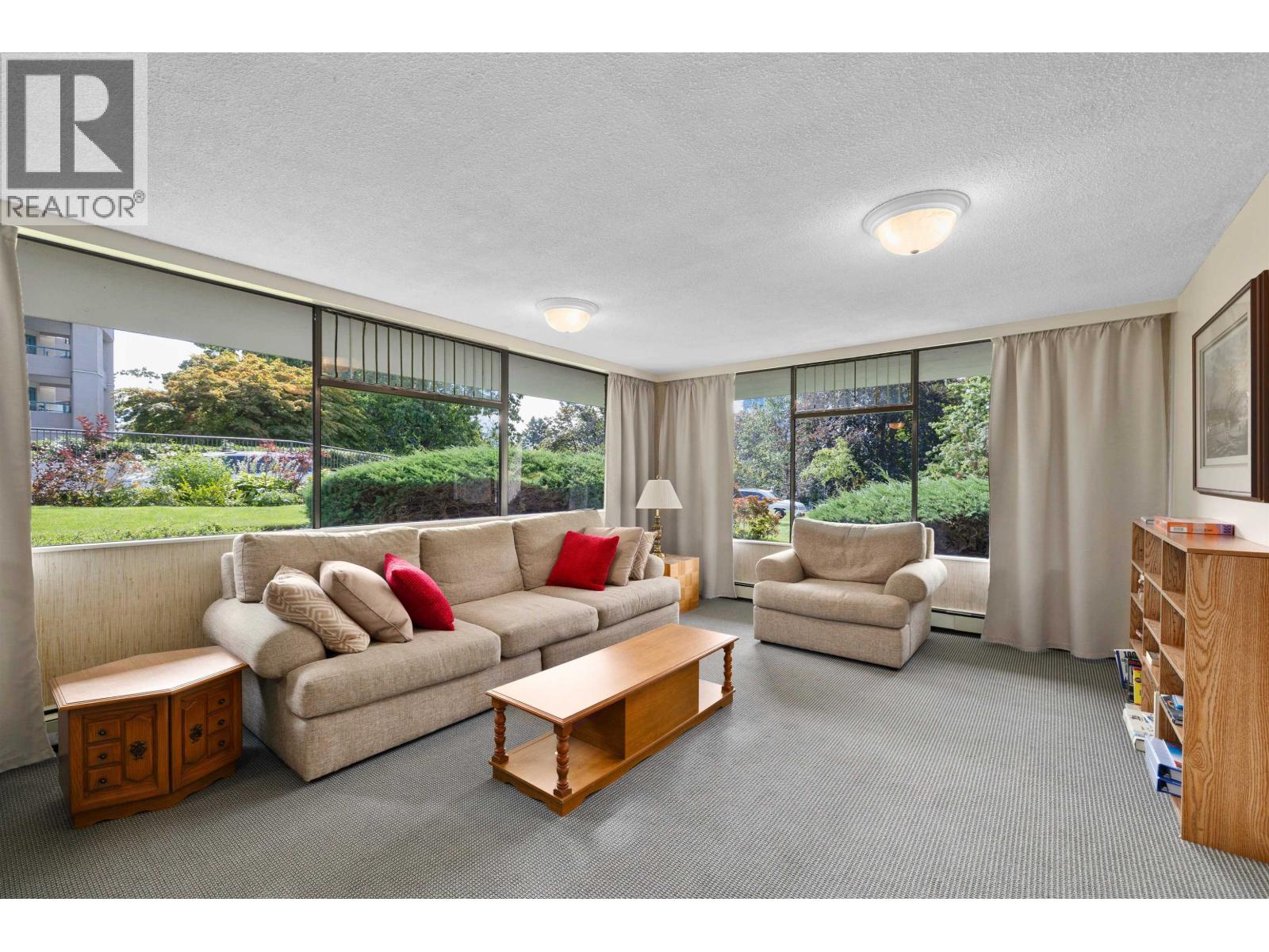 601 140 E KEITH ROAD, North Vancouver