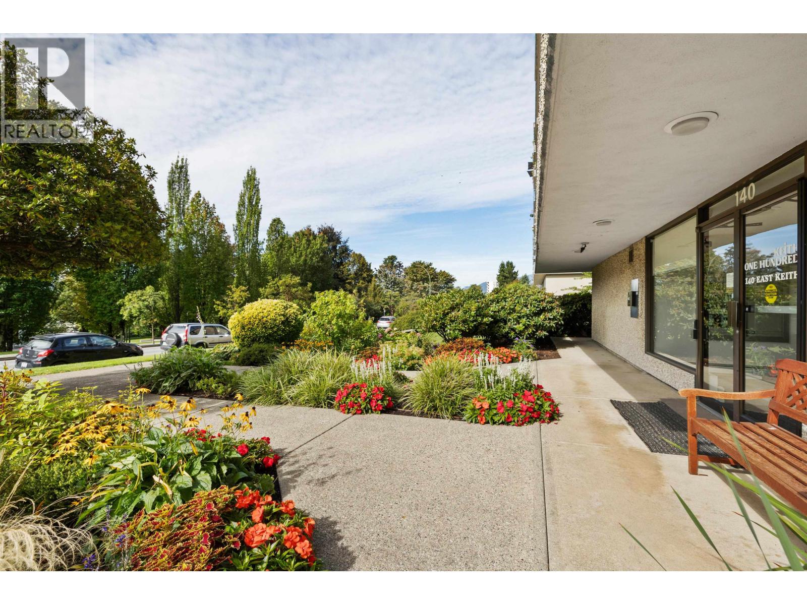 601 140 E KEITH ROAD, North Vancouver