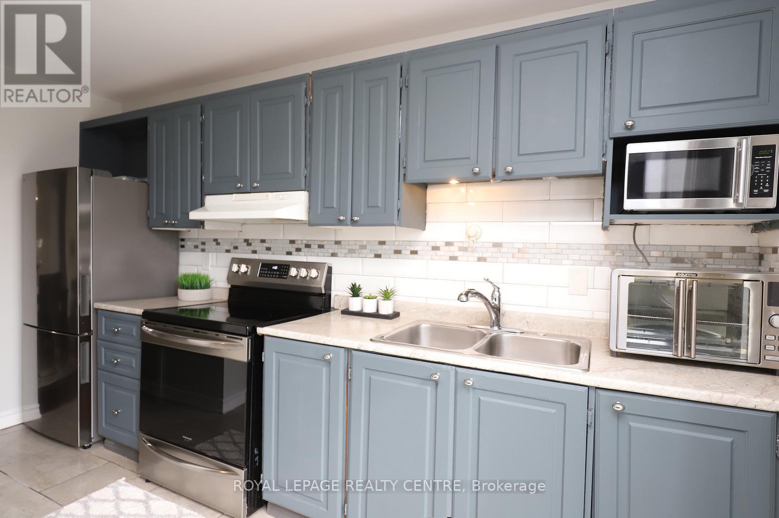 #171 1055 DUNDAS STREET E - 14