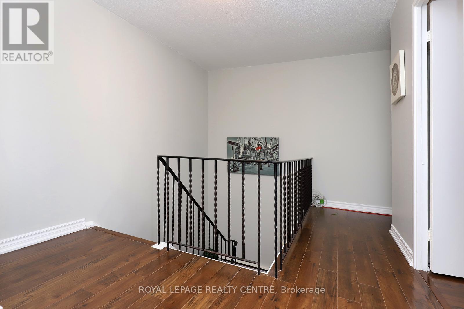 #171 1055 DUNDAS STREET E - 16