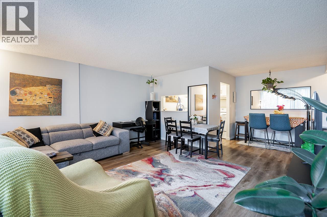 405 9300 PARKSVILLE DRIVE