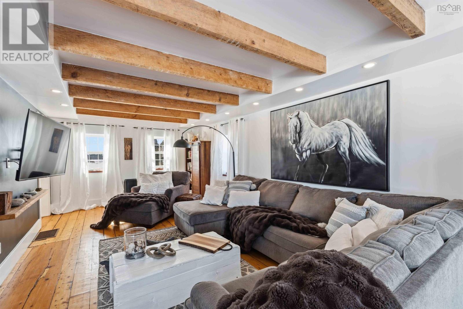 Property 25 of 49 of 89 Bridge Street