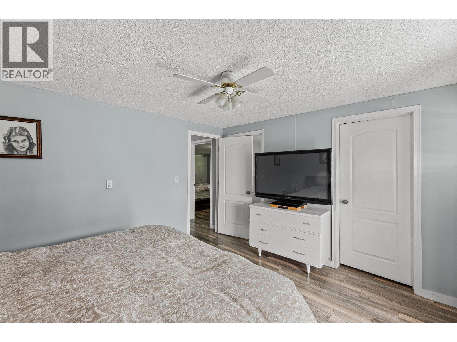 203 720 Commonwealth Road, Kelowna