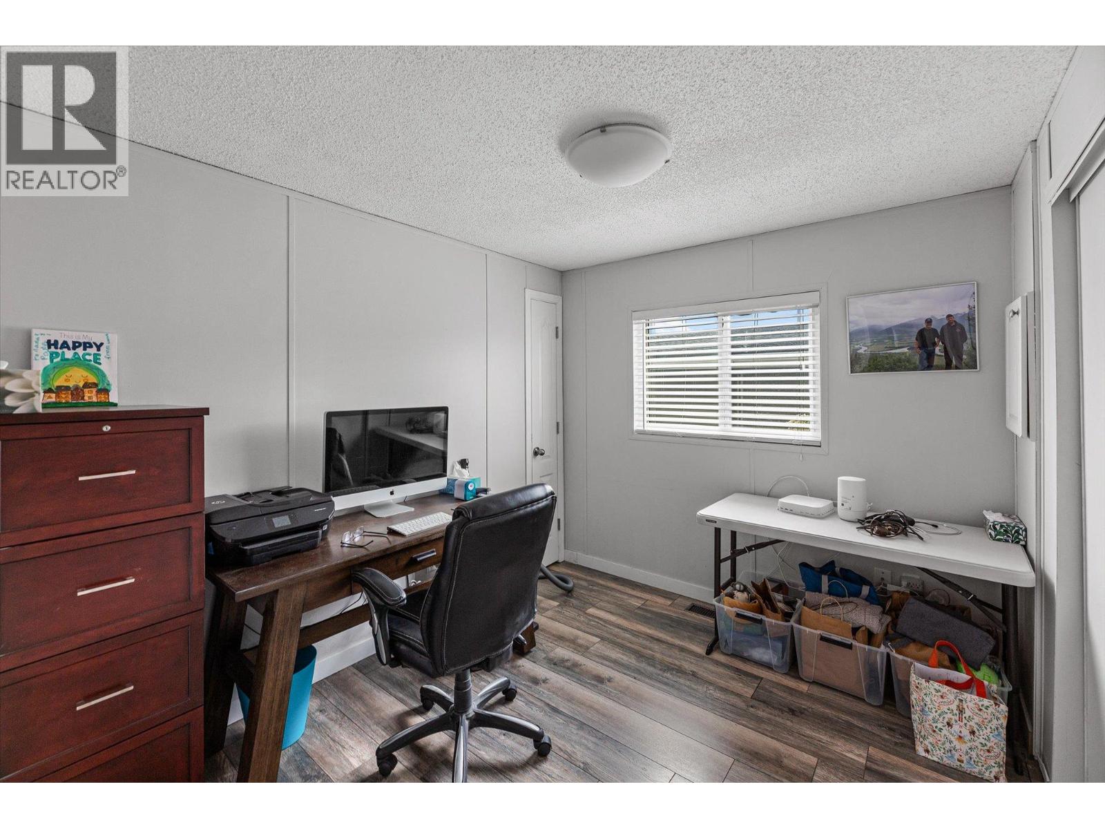 203 720 Commonwealth Road, Kelowna