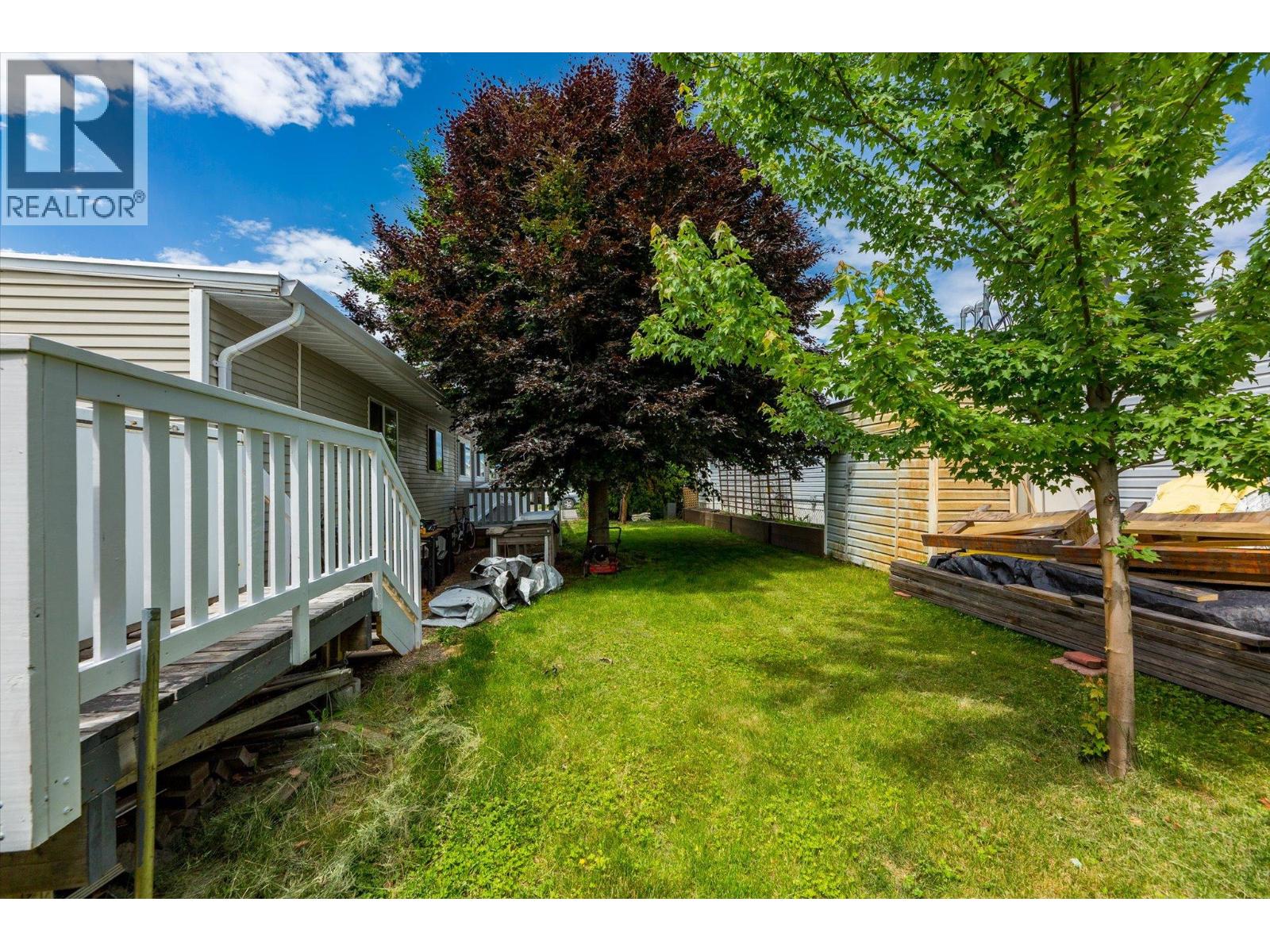 203 720 Commonwealth Road, Kelowna