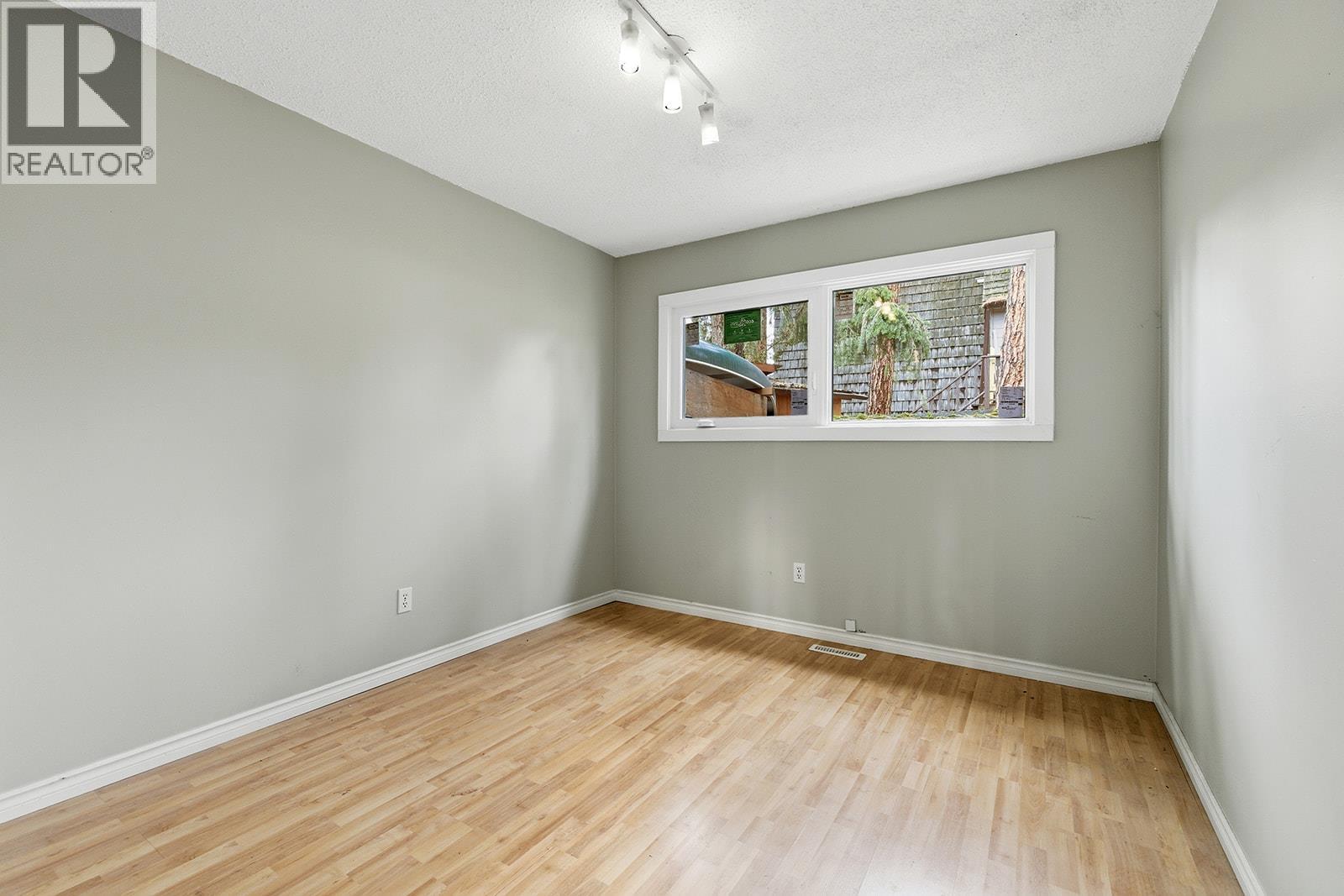  5187 Chute Lake Crescent, Kelowna