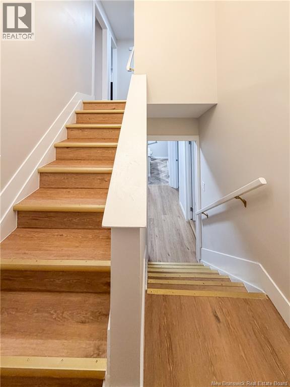 56 CHANDLER CRESCENT - 27