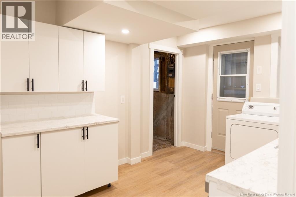 56 CHANDLER CRESCENT - 33