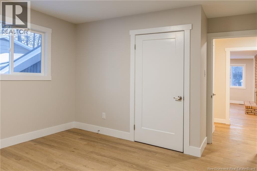 56 CHANDLER CRESCENT - 25