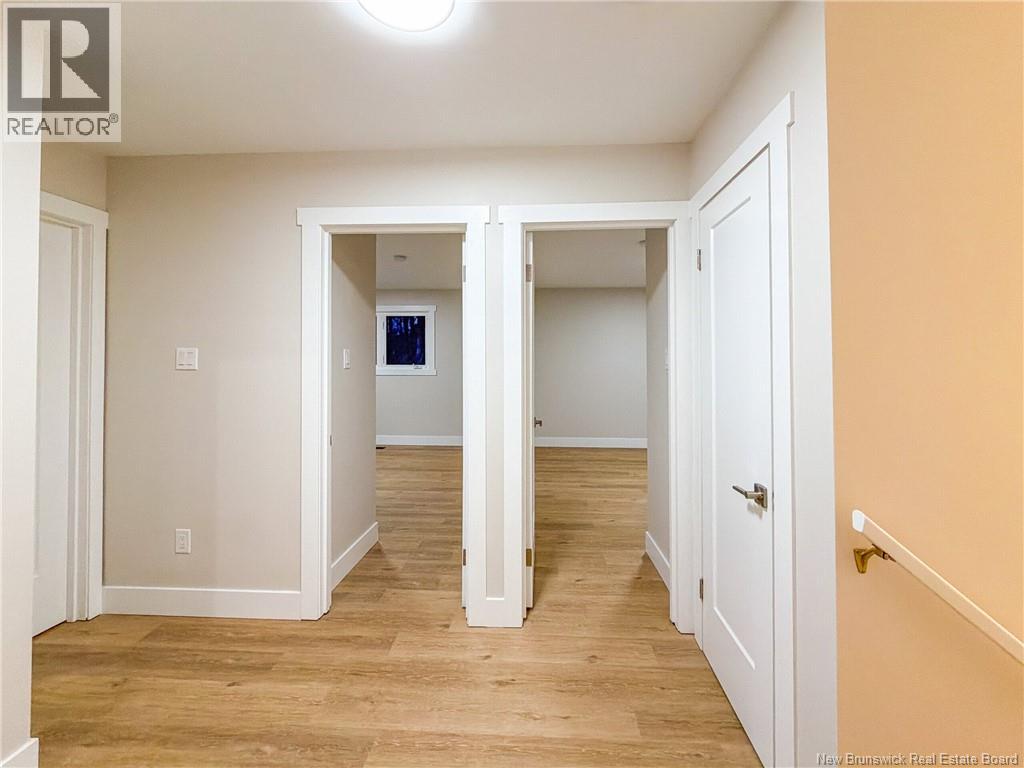 56 CHANDLER CRESCENT - 26