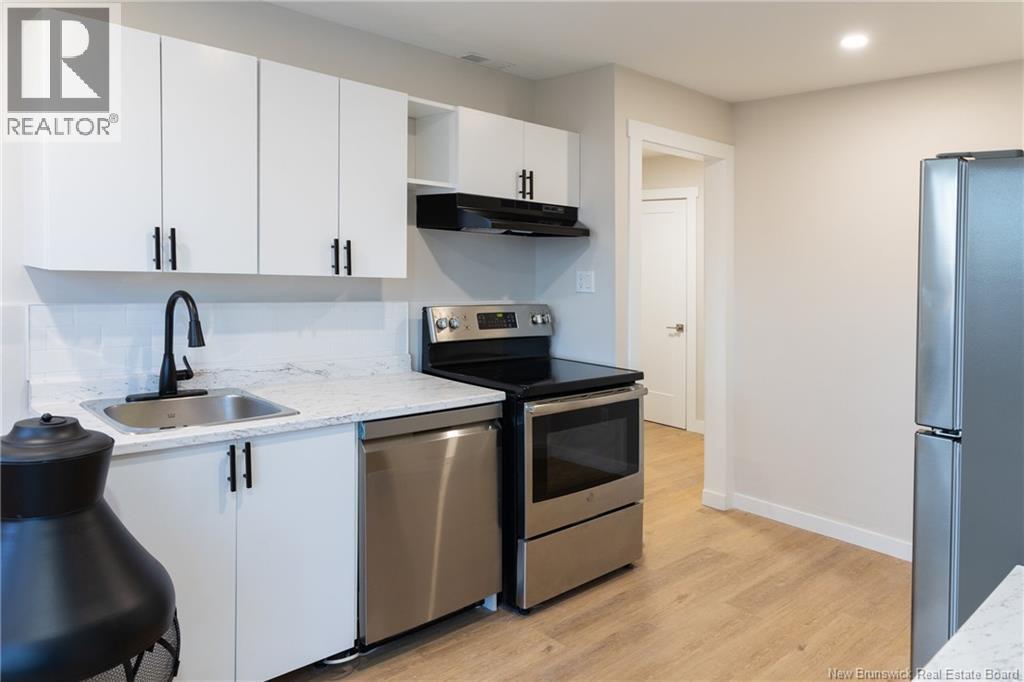 56 CHANDLER CRESCENT - 10