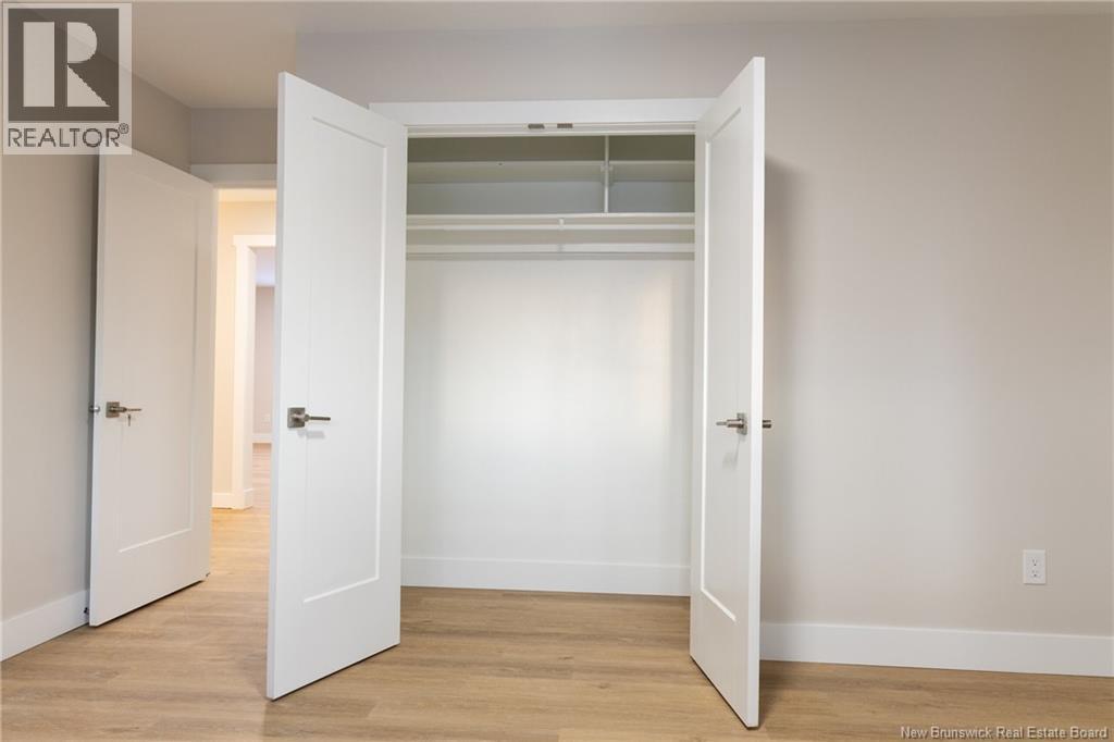 56 CHANDLER CRESCENT - 23